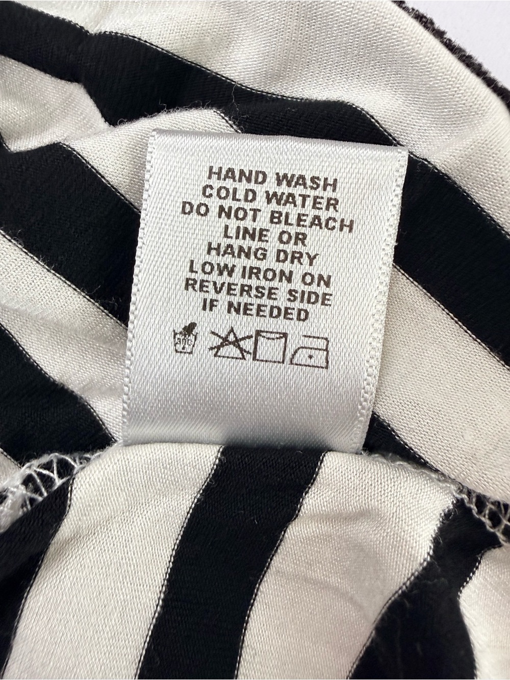 Carly Jean Los Angeles Black White Striped V Neck Dolman Sleeve Modal Top Medium - Picture 8 of 8